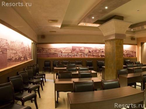 Mistral Hotel 18